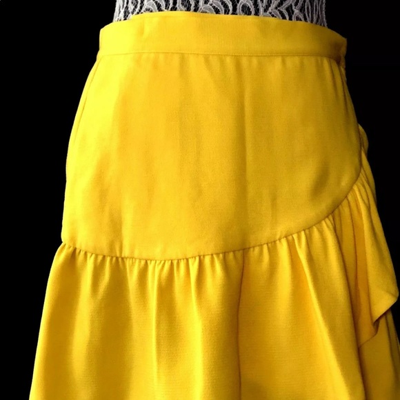 Essentiel Ruffled Wrap MiniTextured Tulip Skirt 38 - Picture 2 of 4